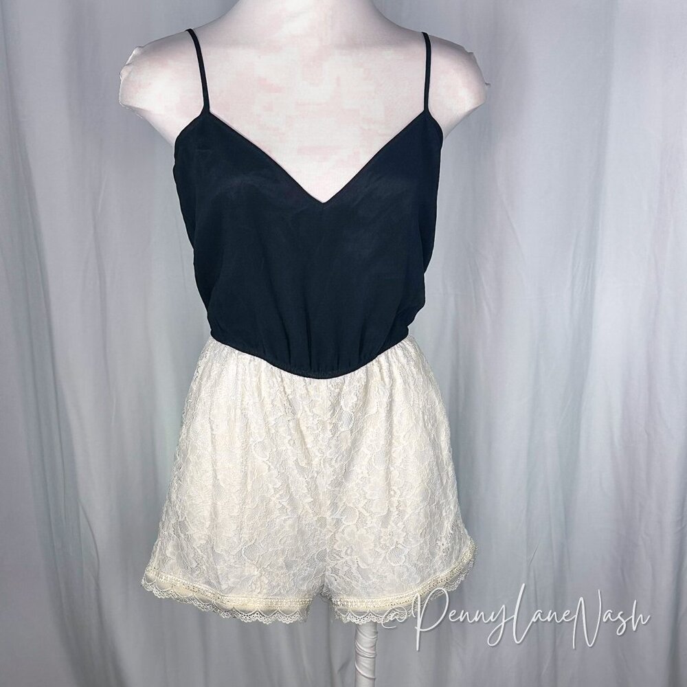 Bebe Colorblock Lace Romper Black & White